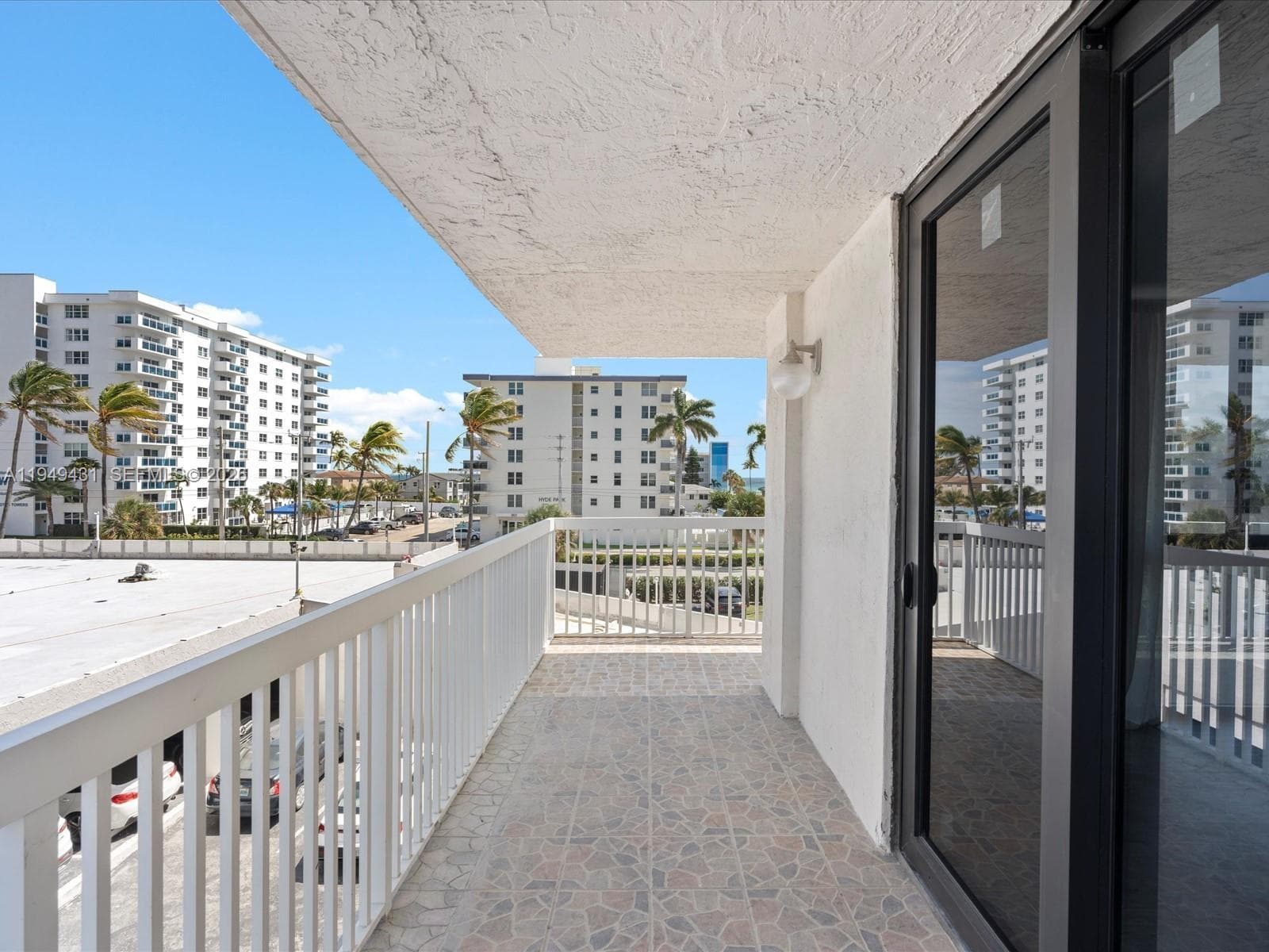 1500 Ocean Dr 3G photo 25