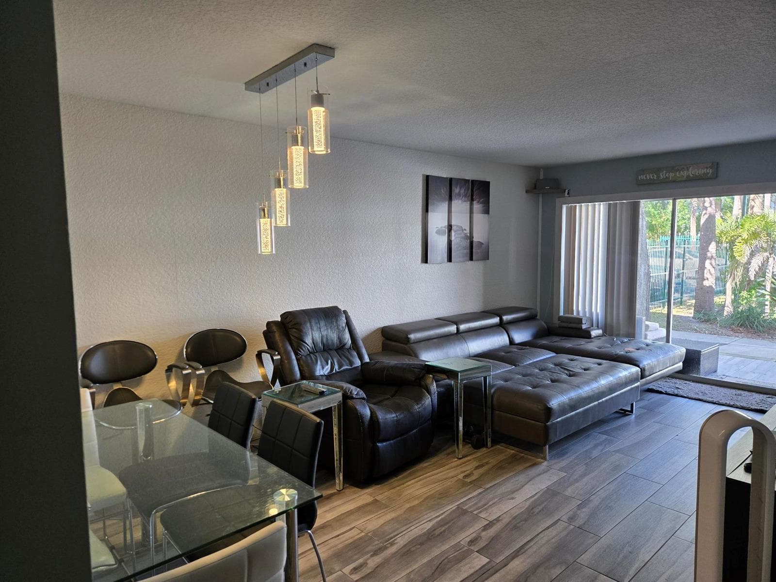 1105 Lake Shore Drive #102 2