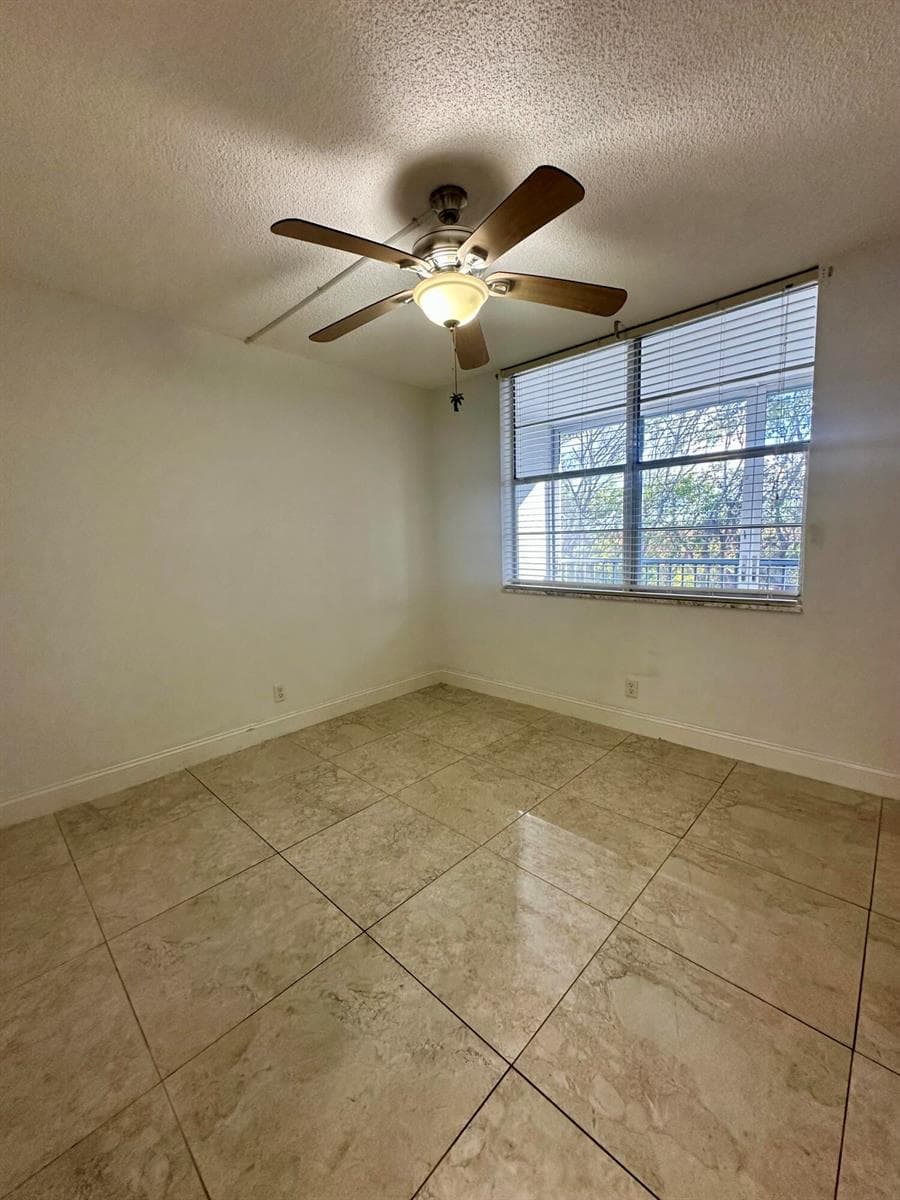 1810 New Palm Way 417 photo 18