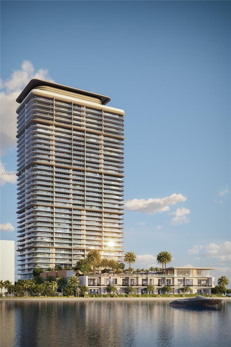 3724 OCEAN DR 1