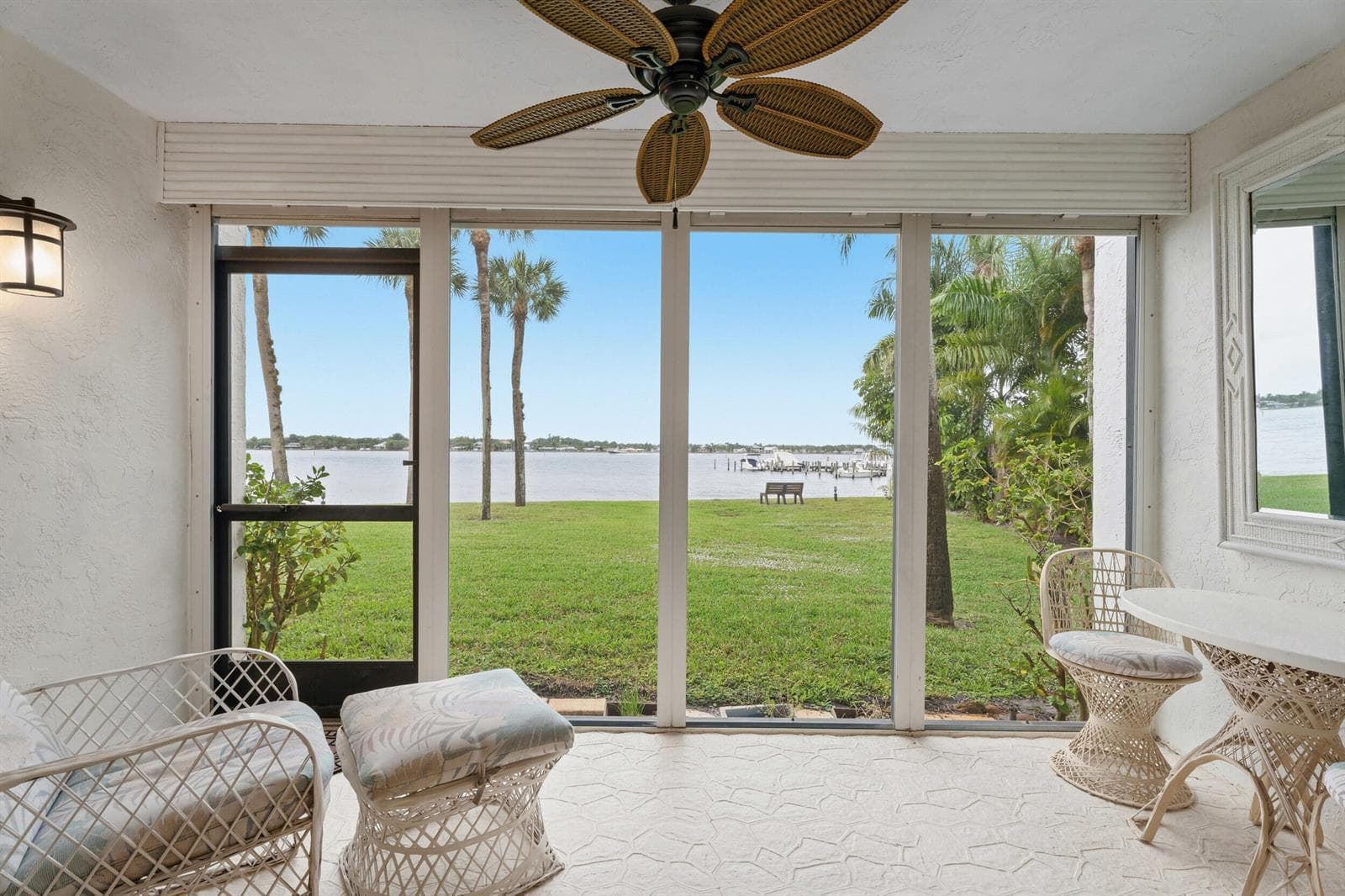 1950 SW Palm City Road 8-107 photo 1