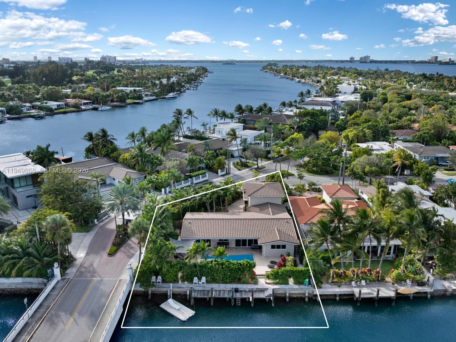1155 Biscayne Point Rd photo 23