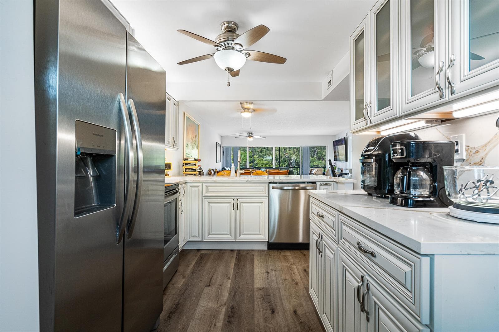 1537 E Hillsboro Boulevard #243 5