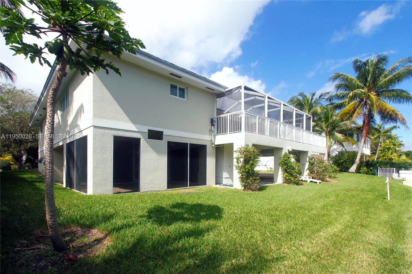 13005 Zambrana St photo 12