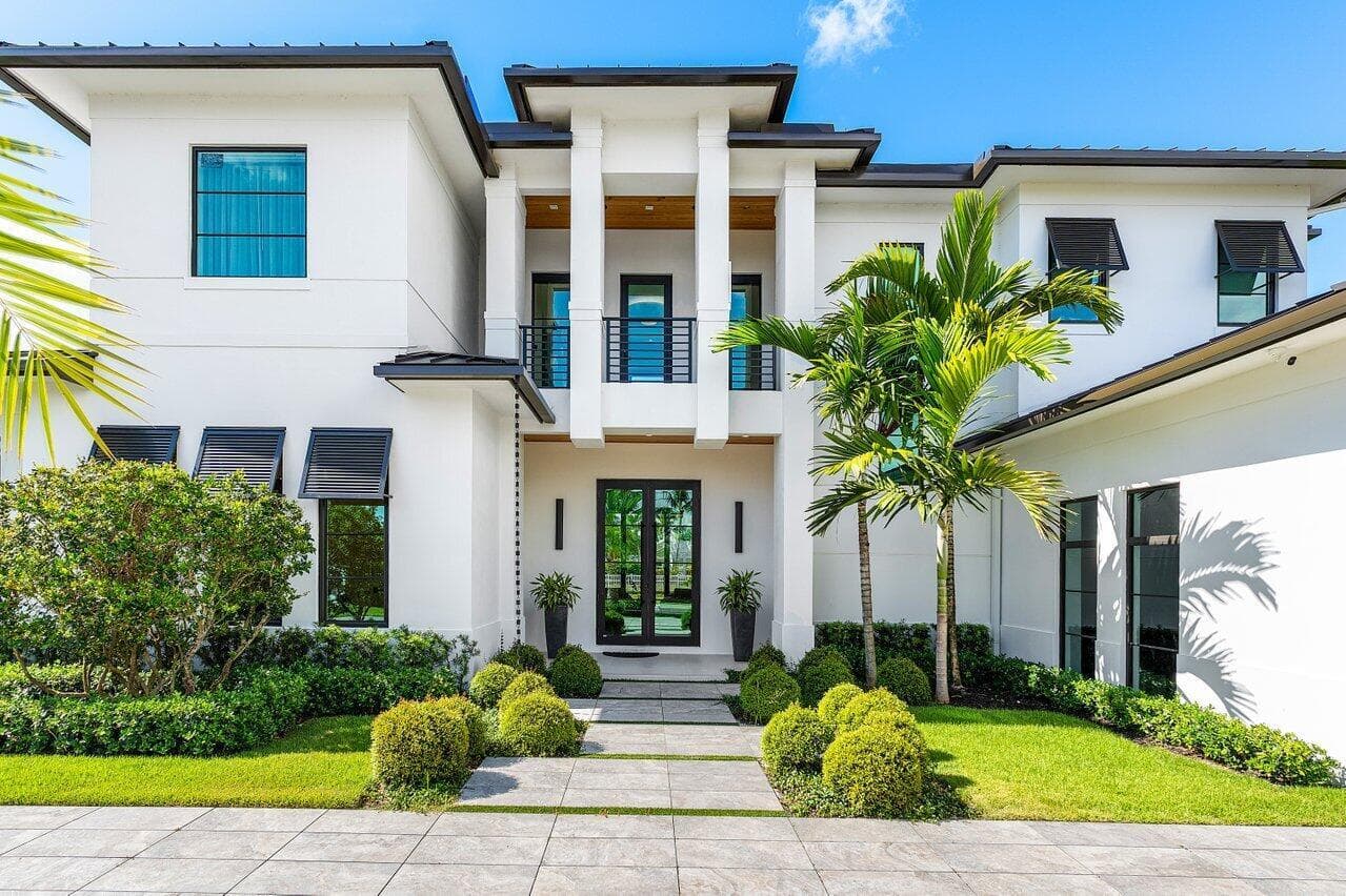830 Lake Shore Drive 2