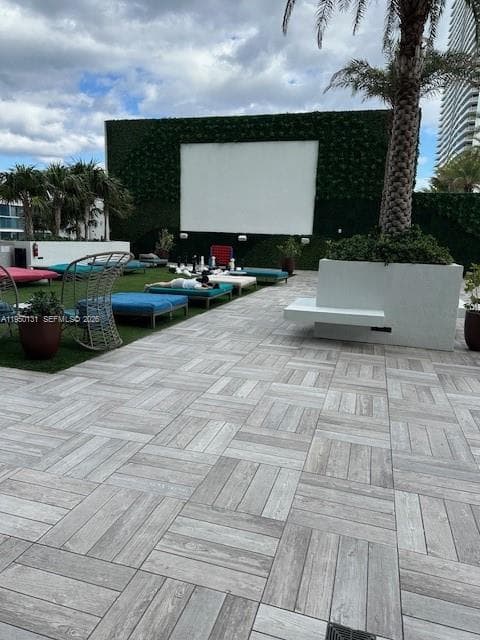 4010 Ocean Dr R2702 photo 6
