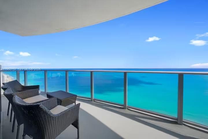 4111 Ocean Dr 2