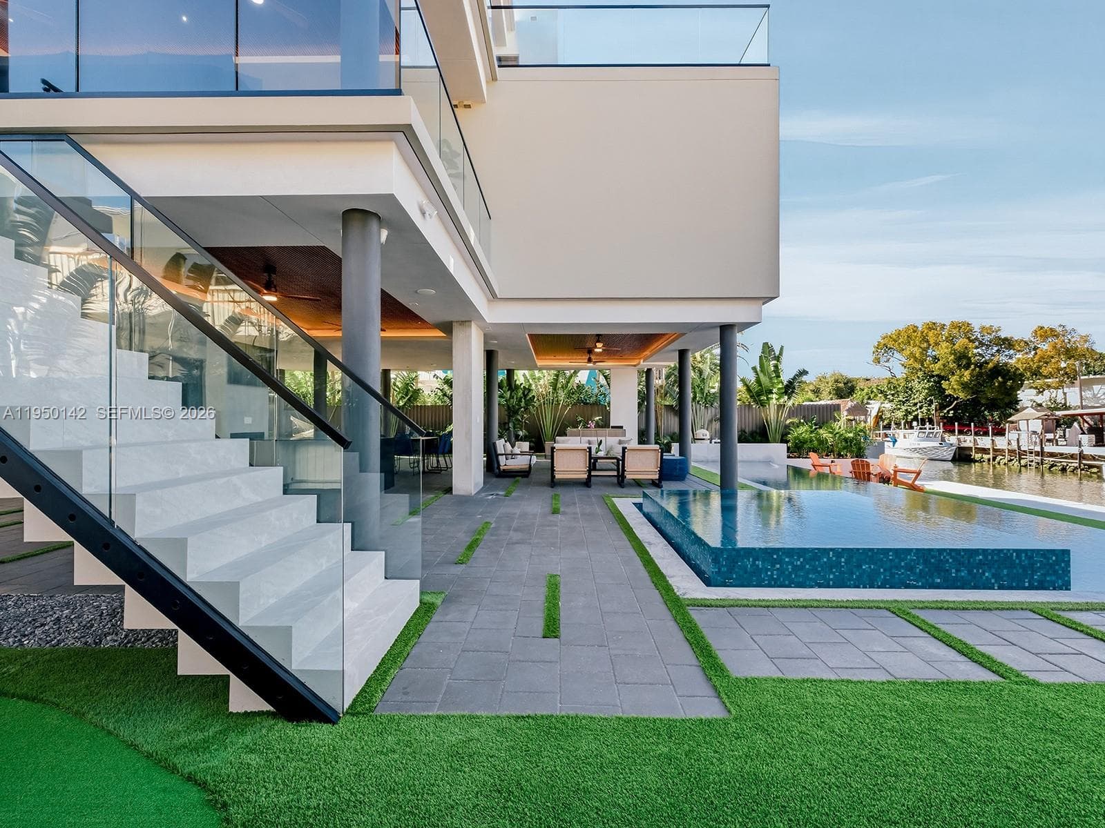 16 Exuma Rd 2
