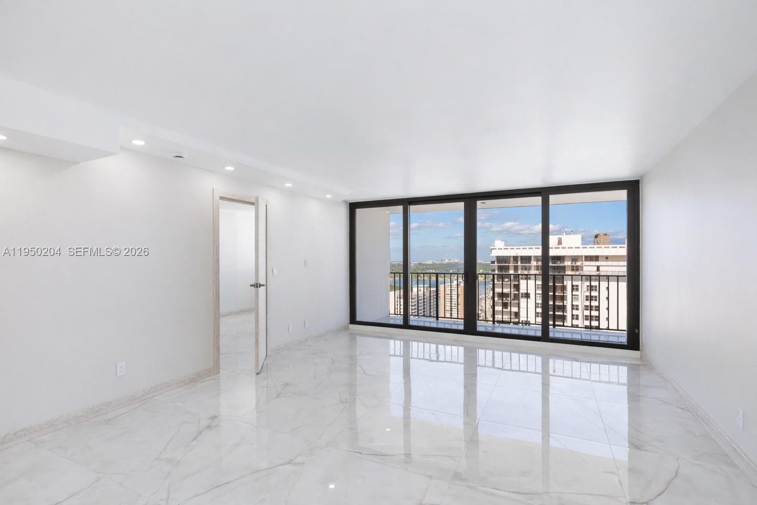 2401 Ocean Dr PH-A4 photo 6