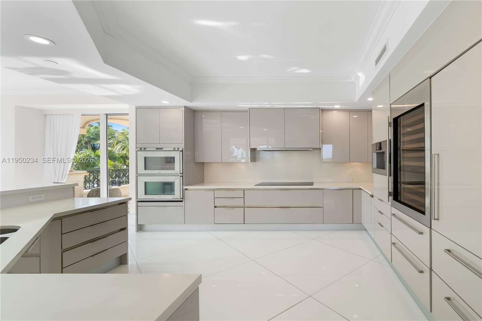 7124 Fisher Island Dr 7124 photo 22