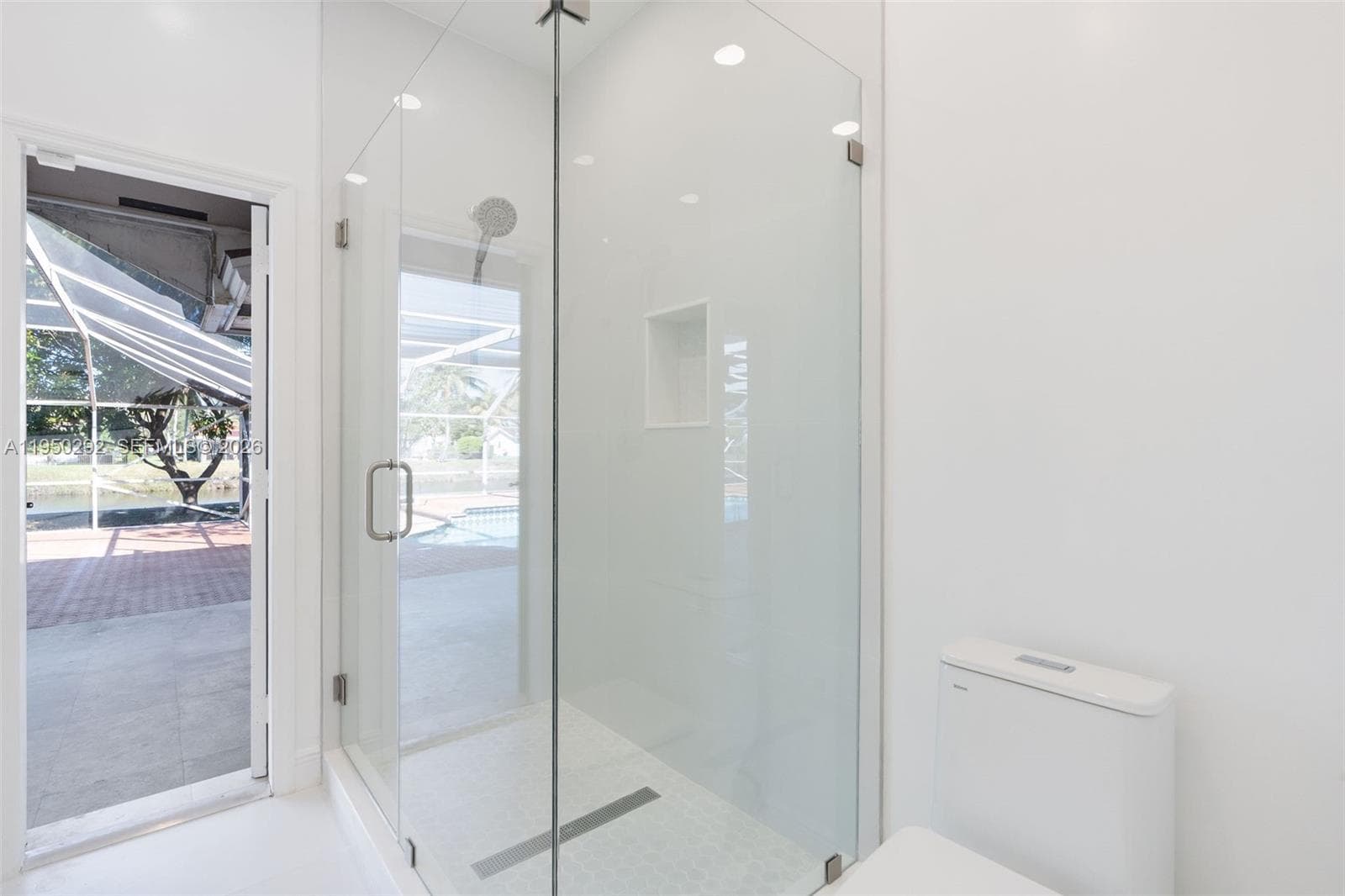 8281 84th Ter photo 14