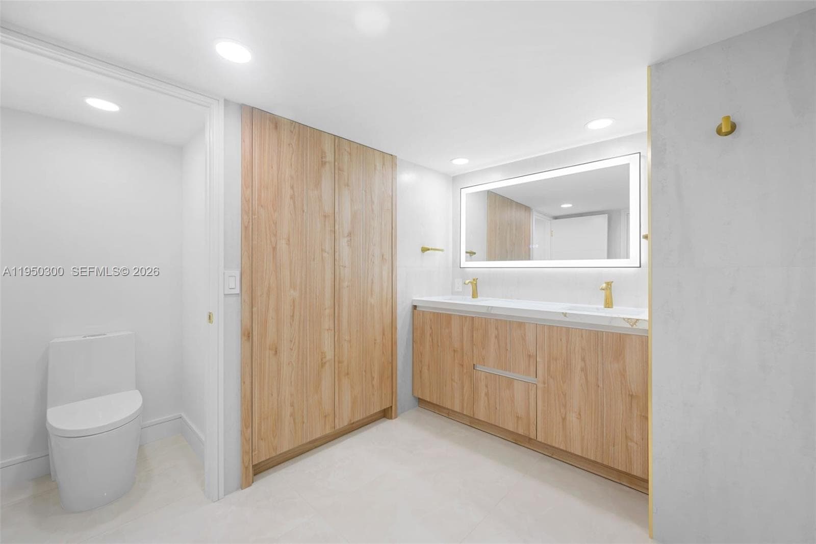 2200 Ocean Ln 2204 photo 16