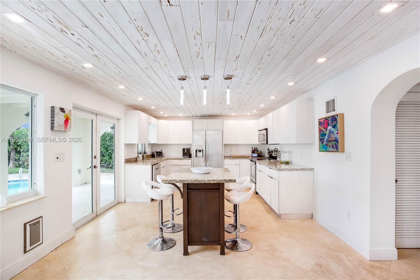 12515 Palm Rd photo 10