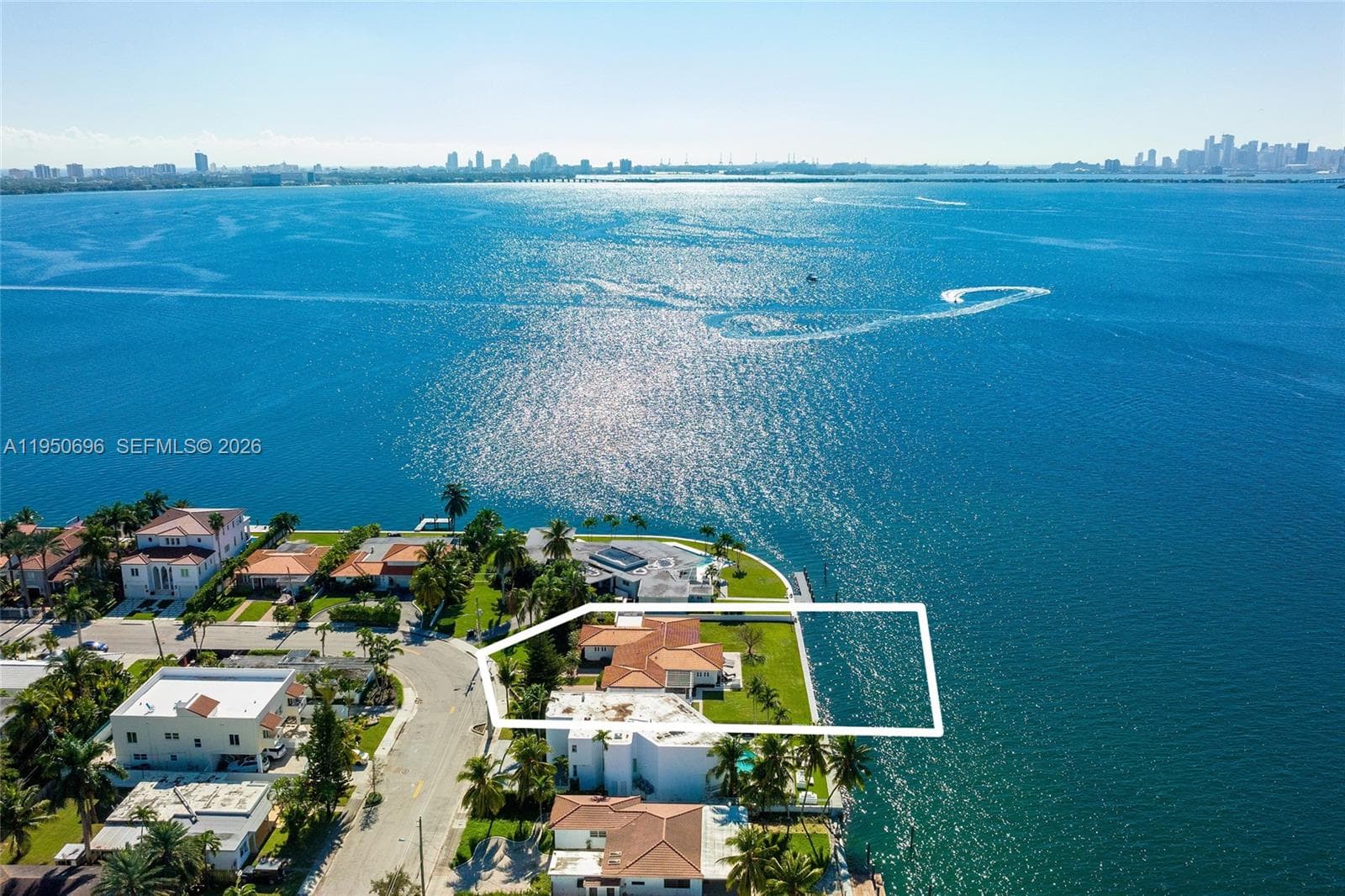7500 Treasure Dr 5
