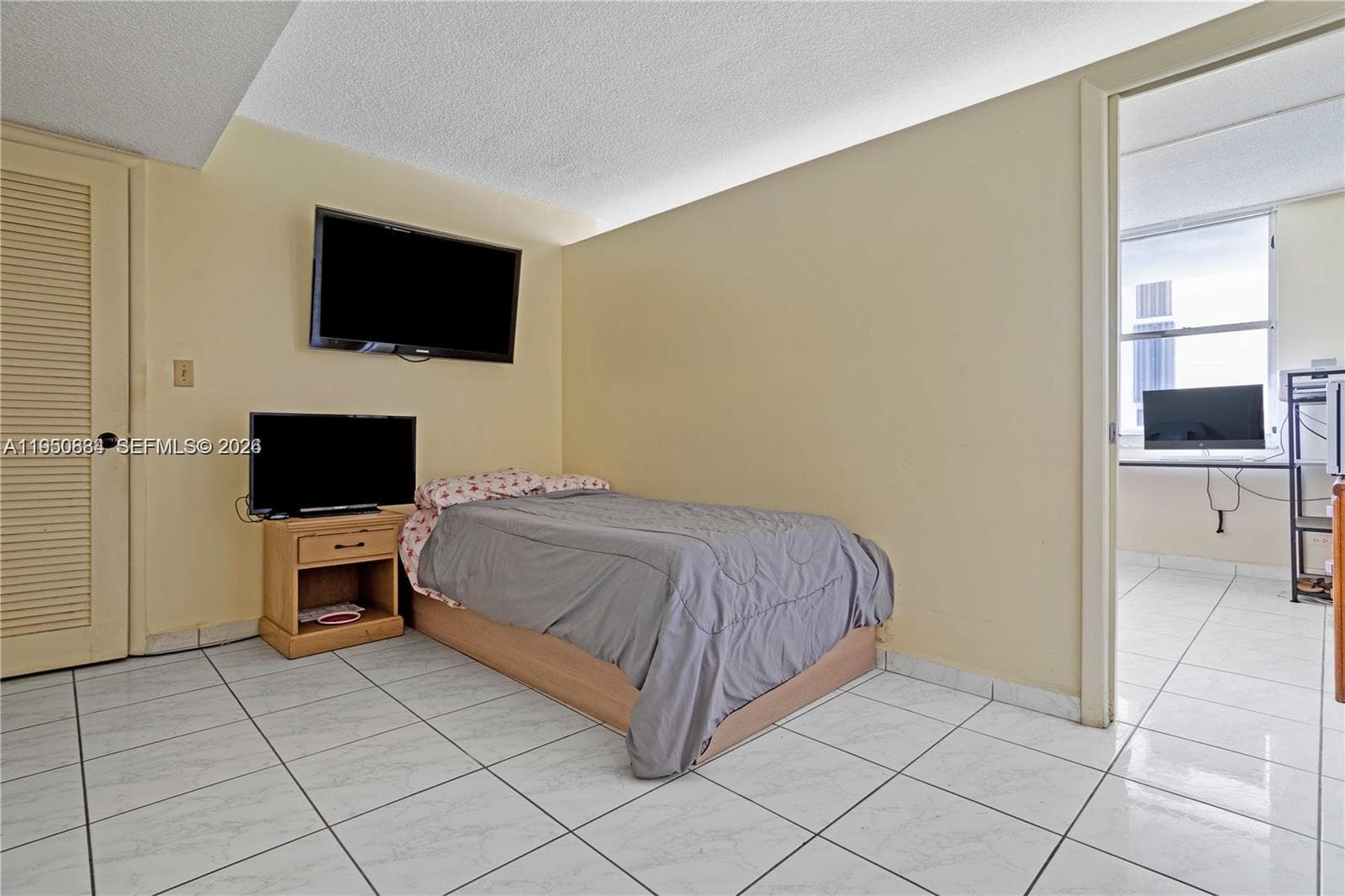 6039 Collins Ave 809 photo 13