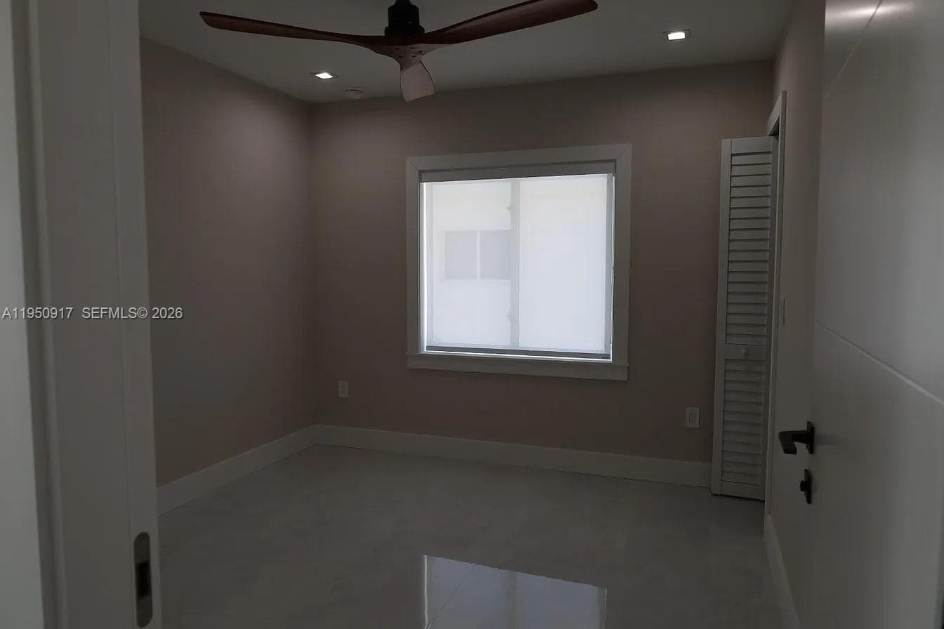 115 Azalea St photo 18