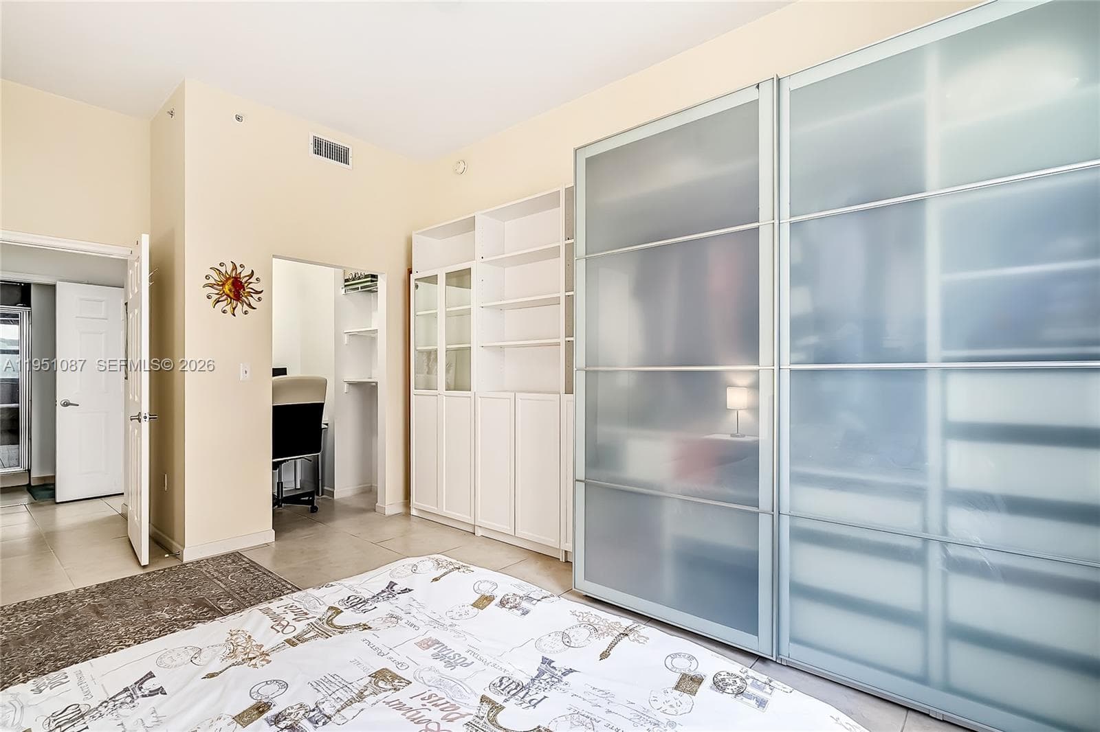 2080 Ocean Dr 103 photo 13