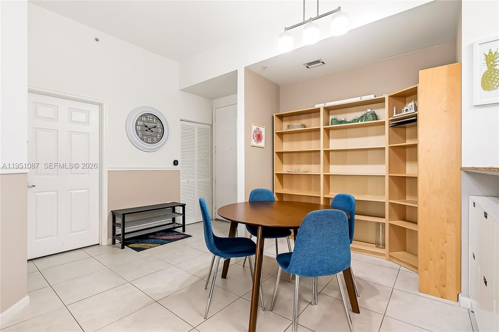 2080 Ocean Dr 3