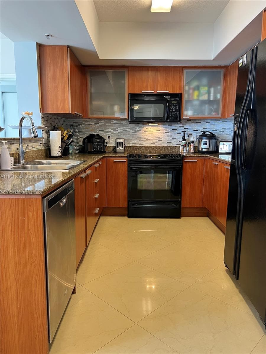 16699 Collins Ave 2109 photo 6