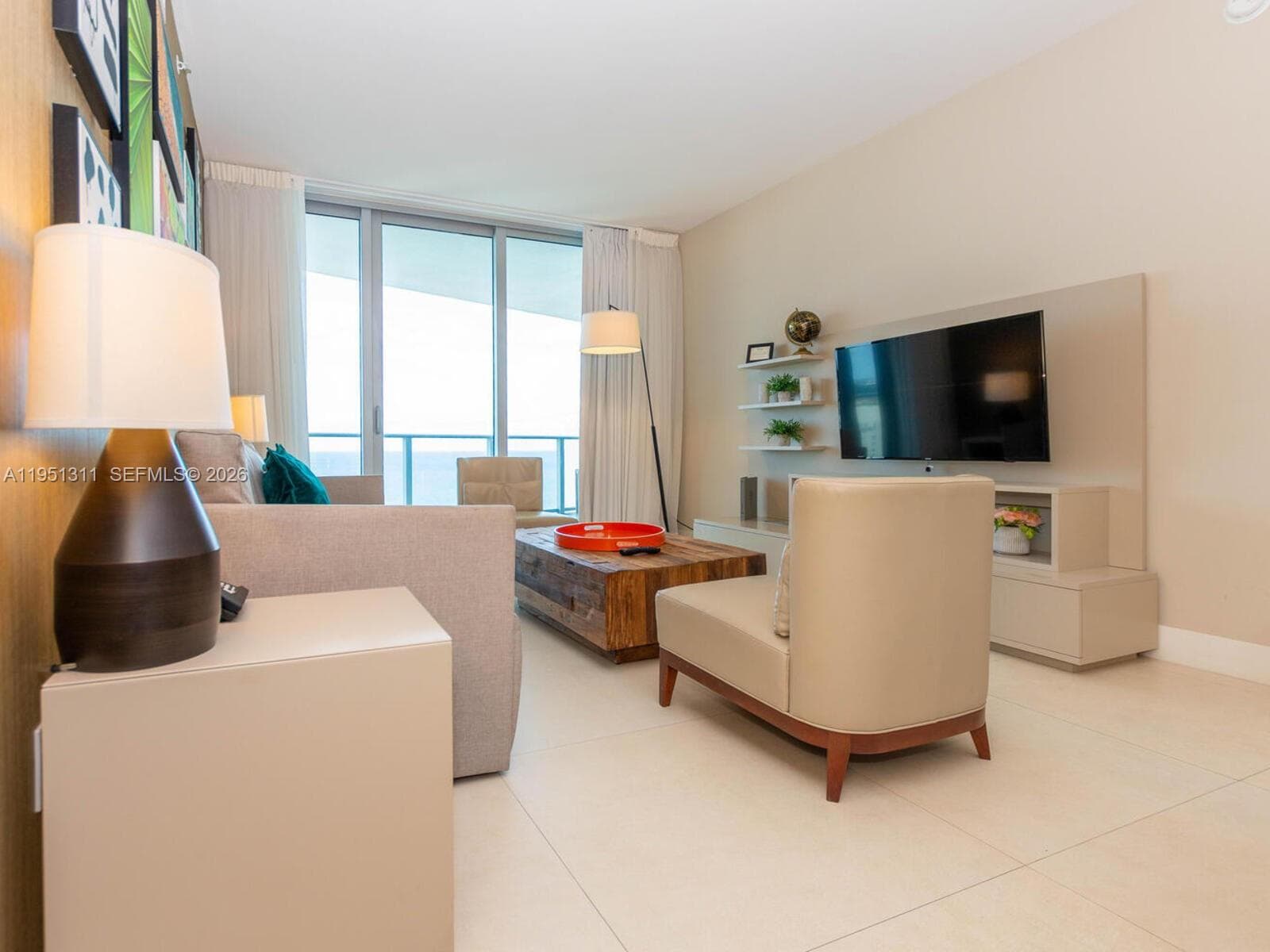 4111 Ocean Dr 5