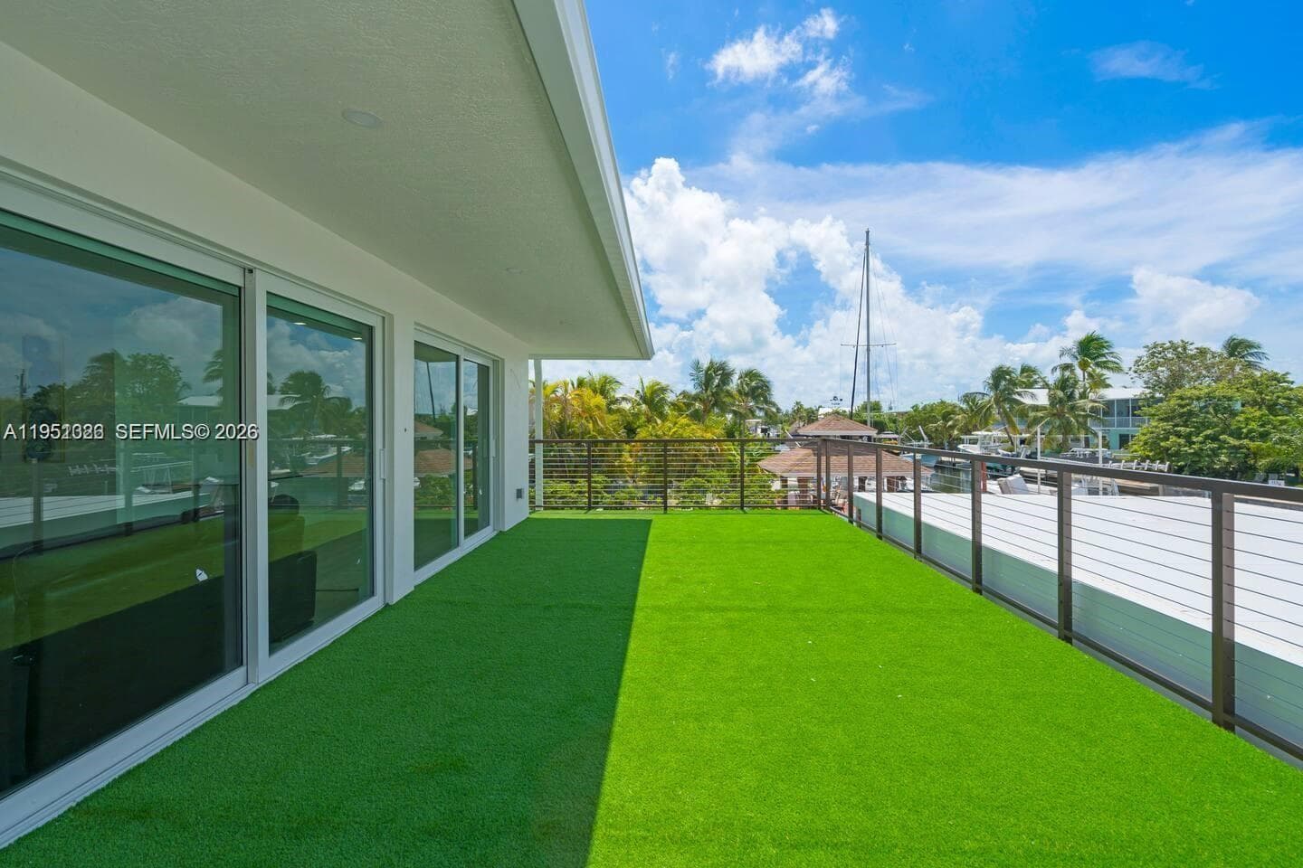 125 Gardenia St photo 8