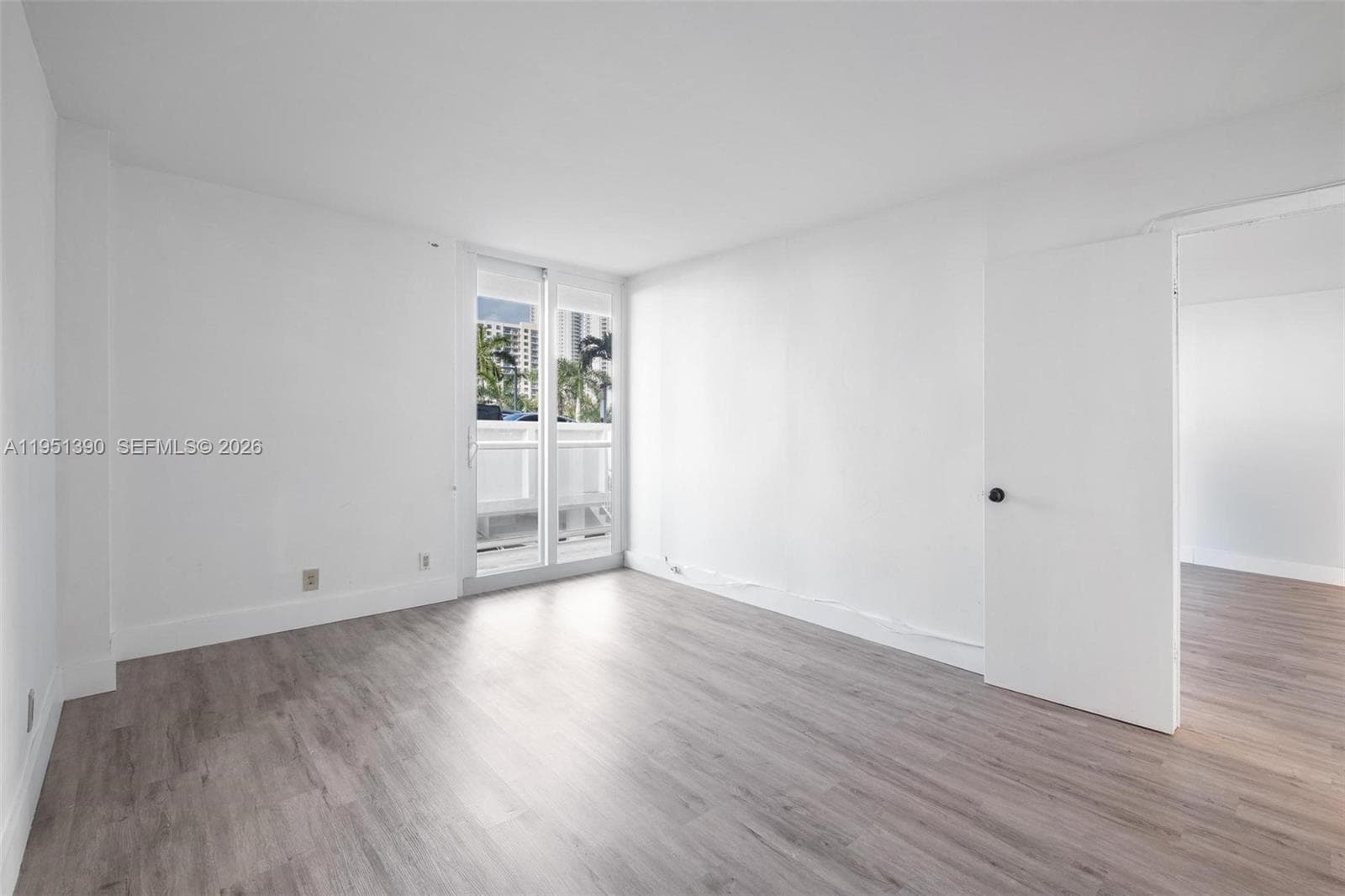 100 Bayview Dr 229 photo 15