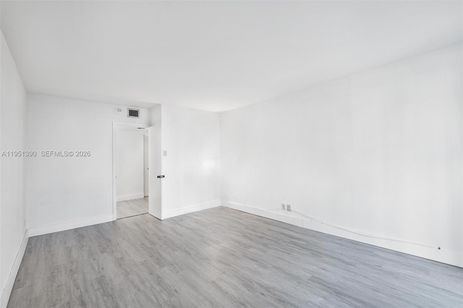 100 Bayview Dr 229 photo 21
