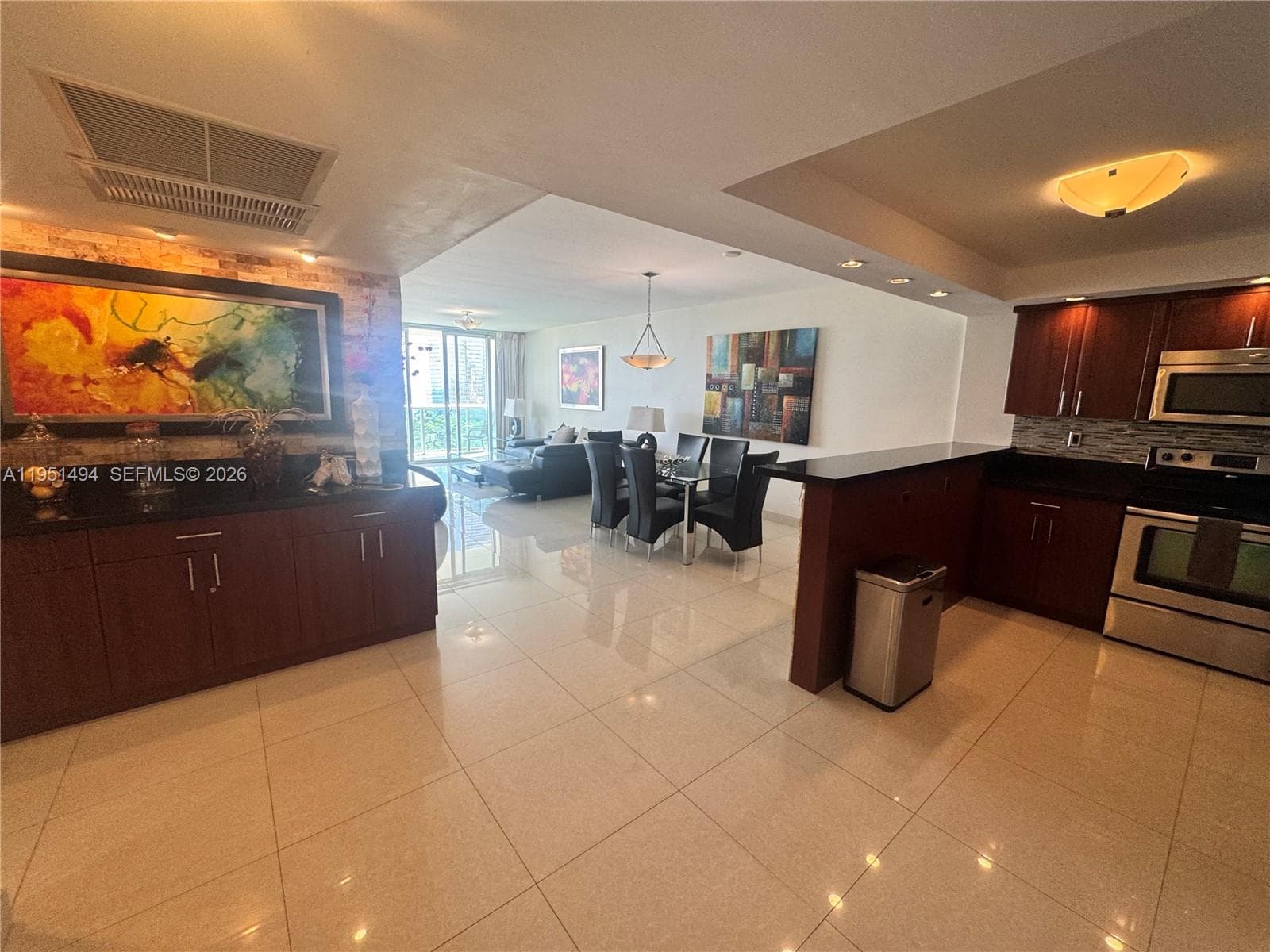 19370 Collins Ave 1427 photo 17