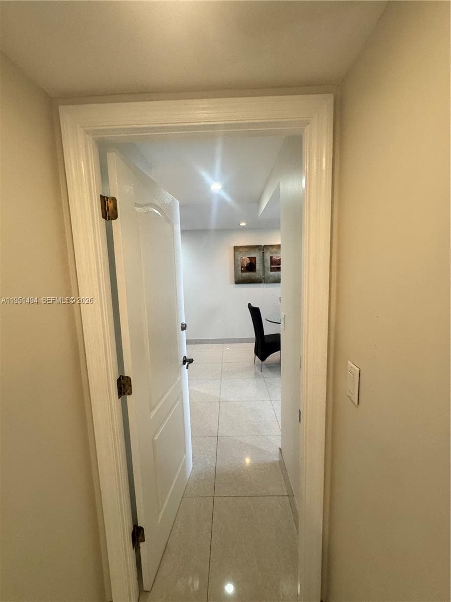 19370 Collins Ave 1427 photo 24
