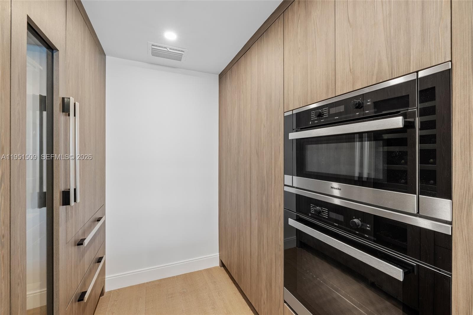 2225 Fisher Island Dr 3205 photo 13