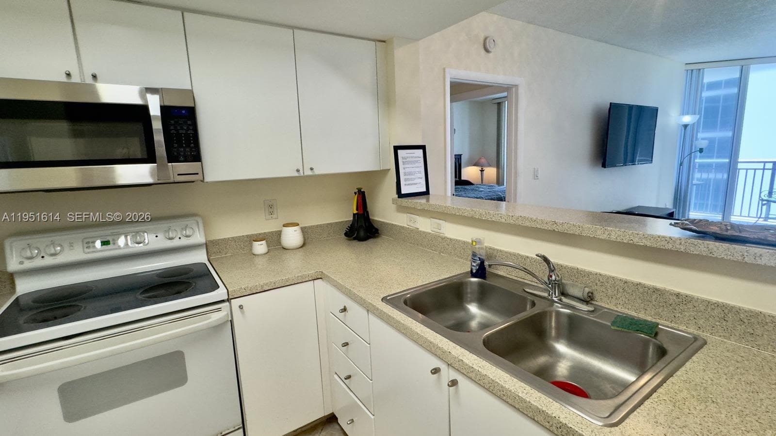 17375 Collins Ave 1003 photo 8
