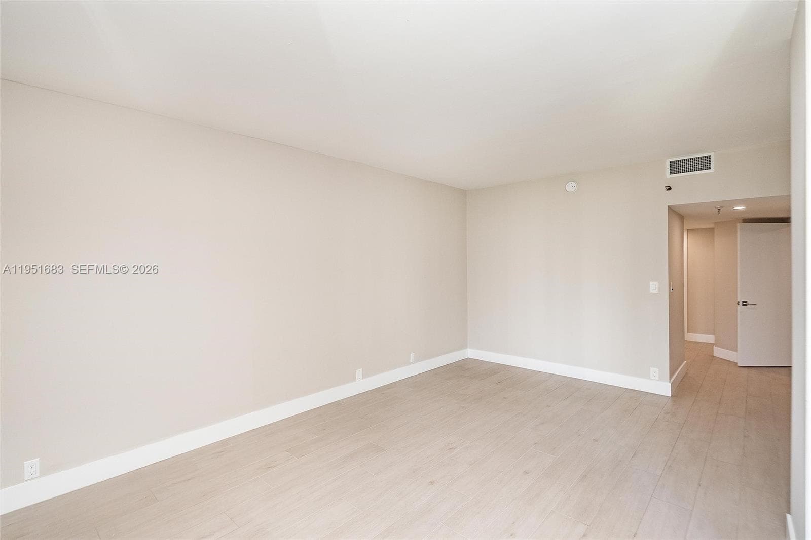 520 Brickell Key Dr A1010 photo 19