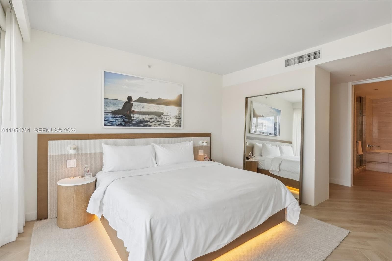 2201 Collins Ave 1511 photo 13