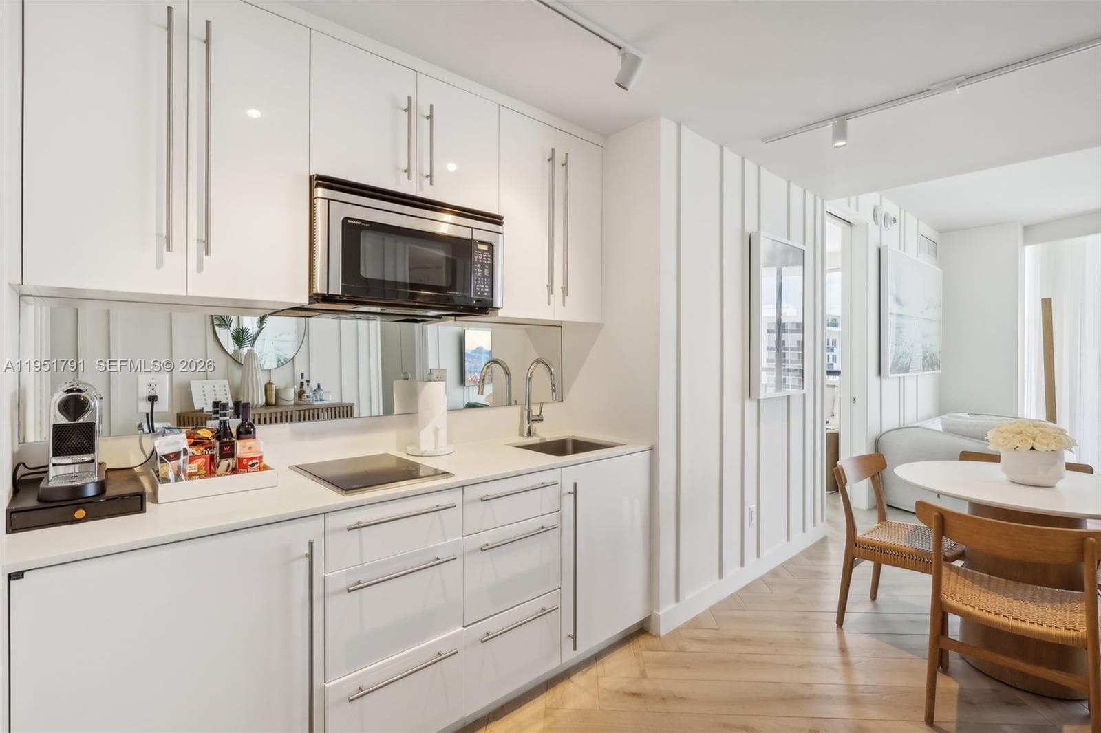 2201 Collins Ave 1511 photo 11