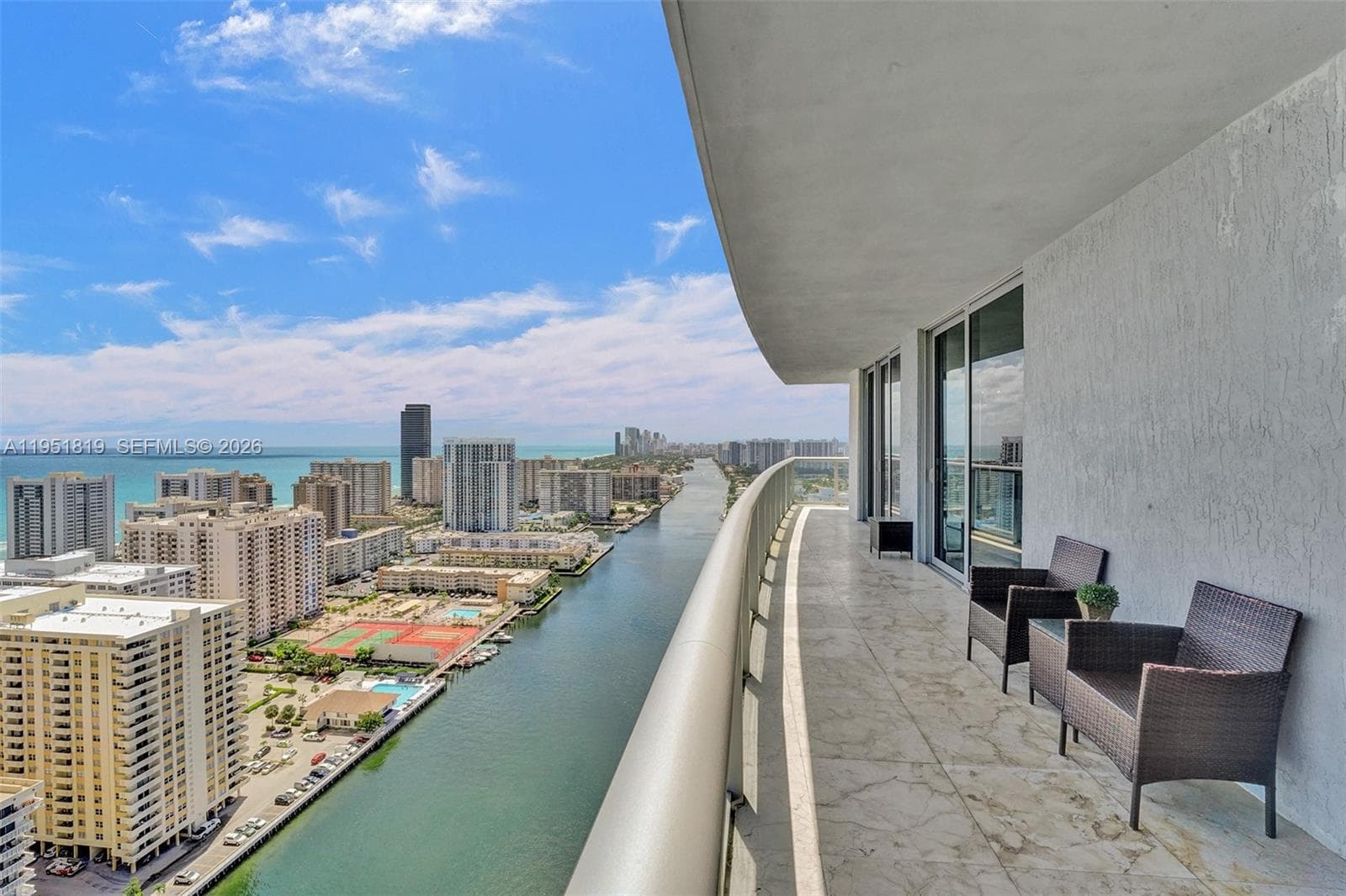 2600 Hallandale Beach Blvd 2