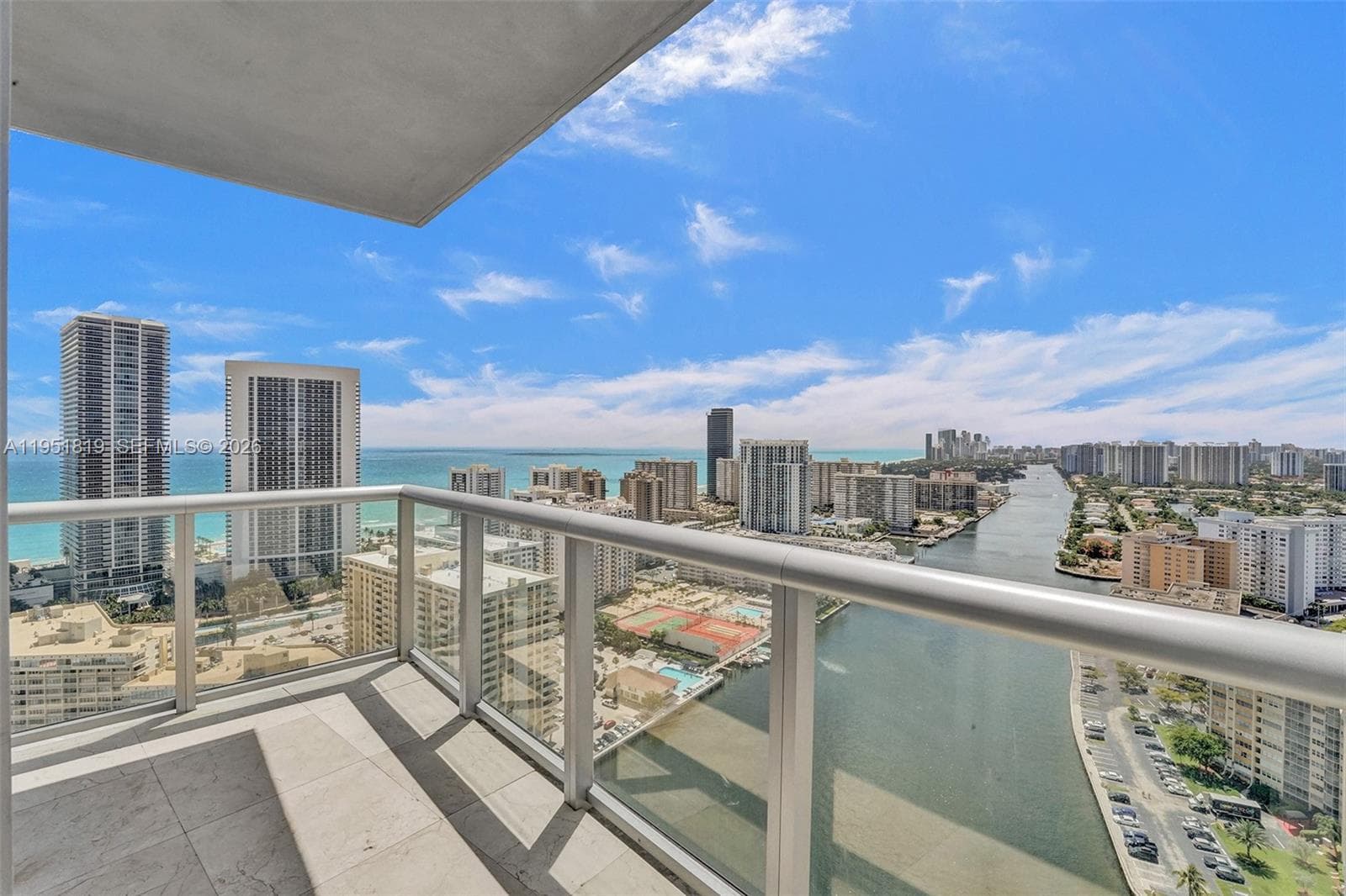2600 Hallandale Beach Blvd 1