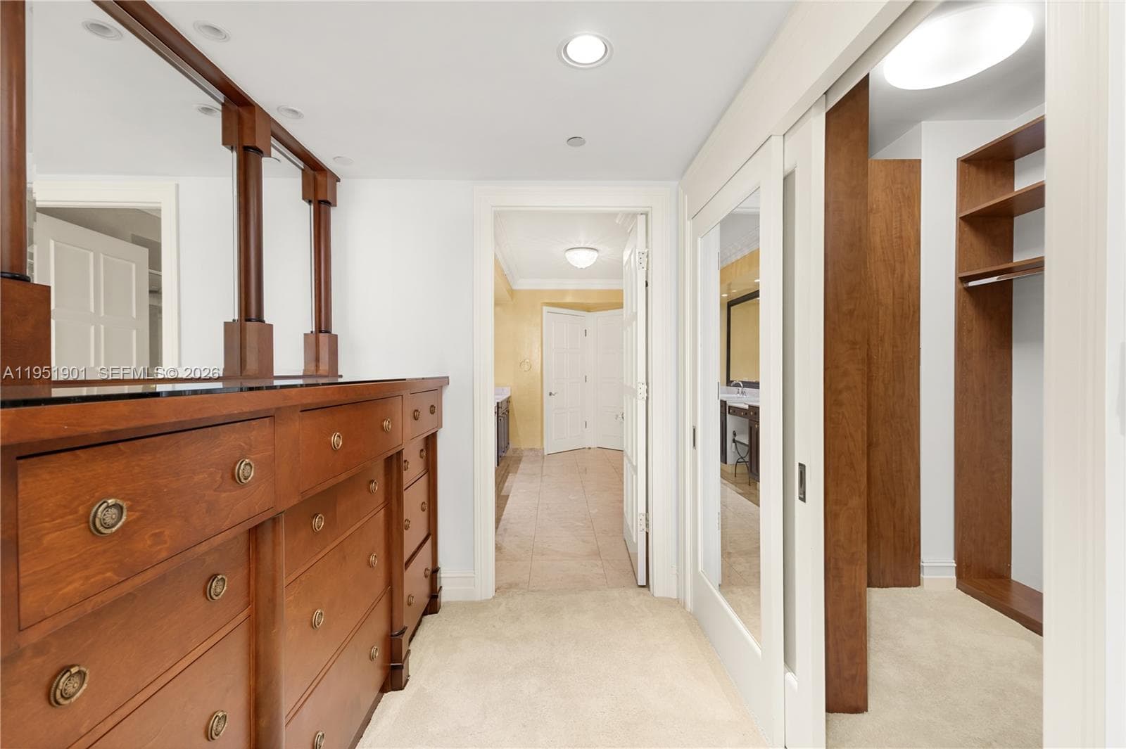 20201 E Country Club Dr 608 photo 13