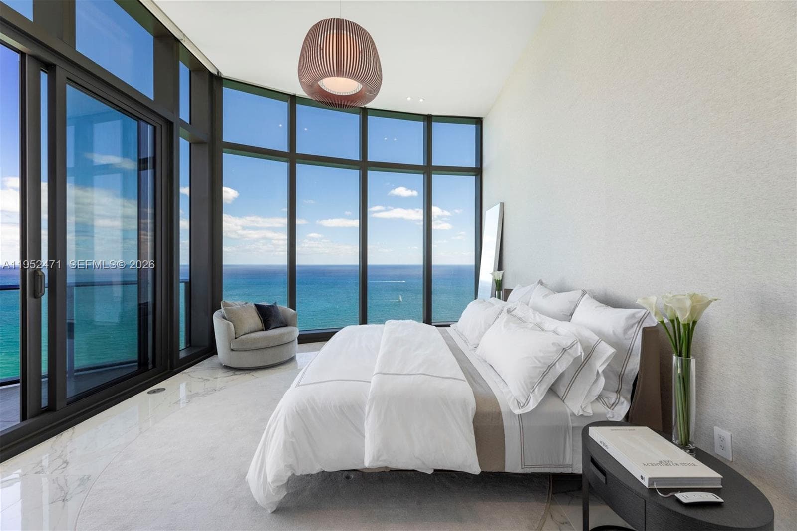 15701 Collins Ave 4