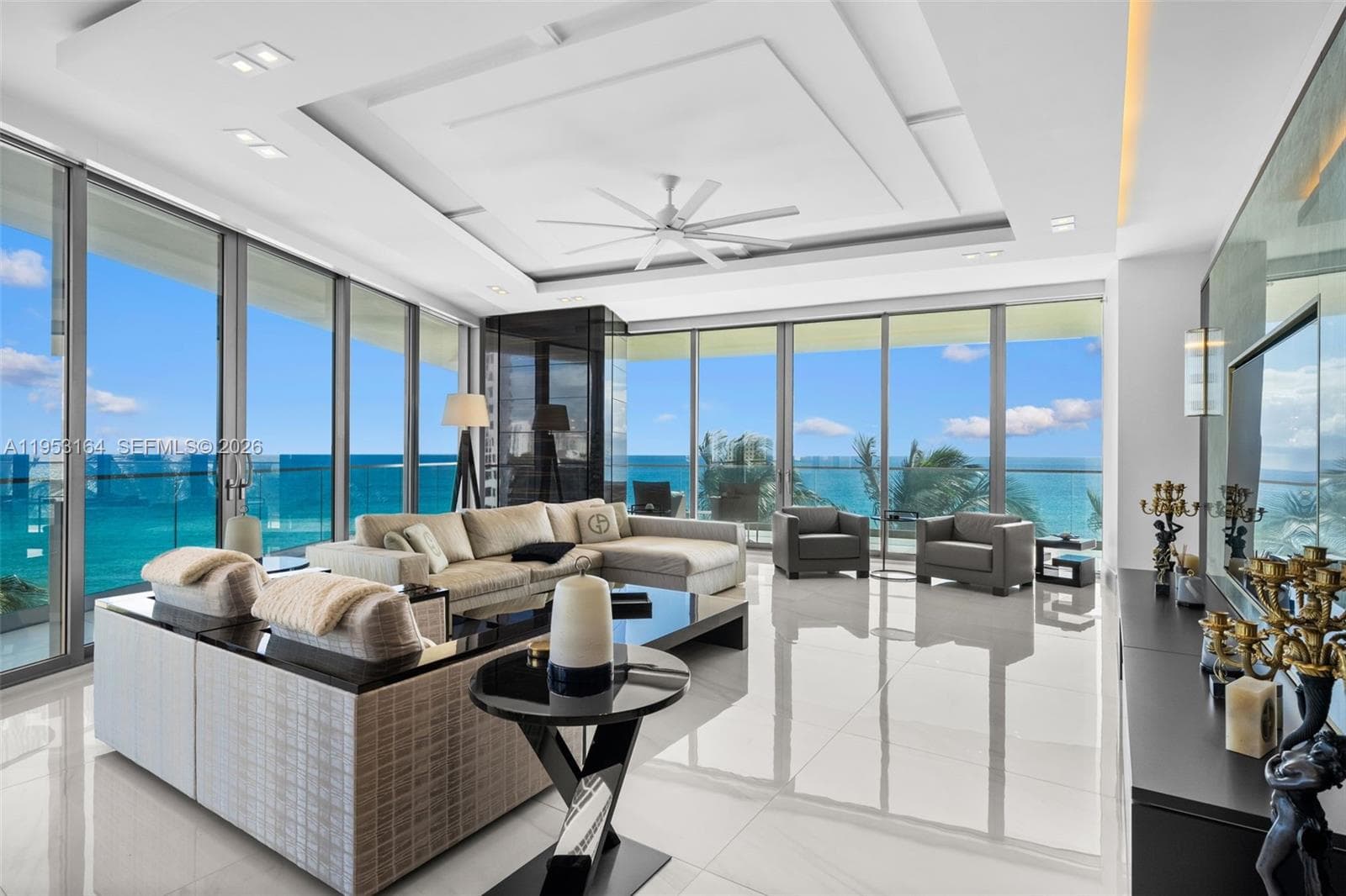 18975 Collins Ave 1