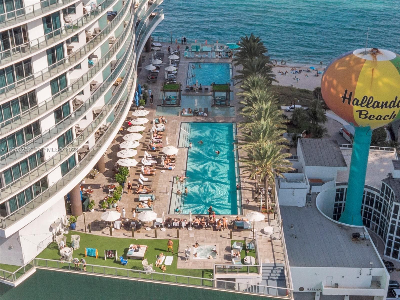 4111 Ocean Dr 3
