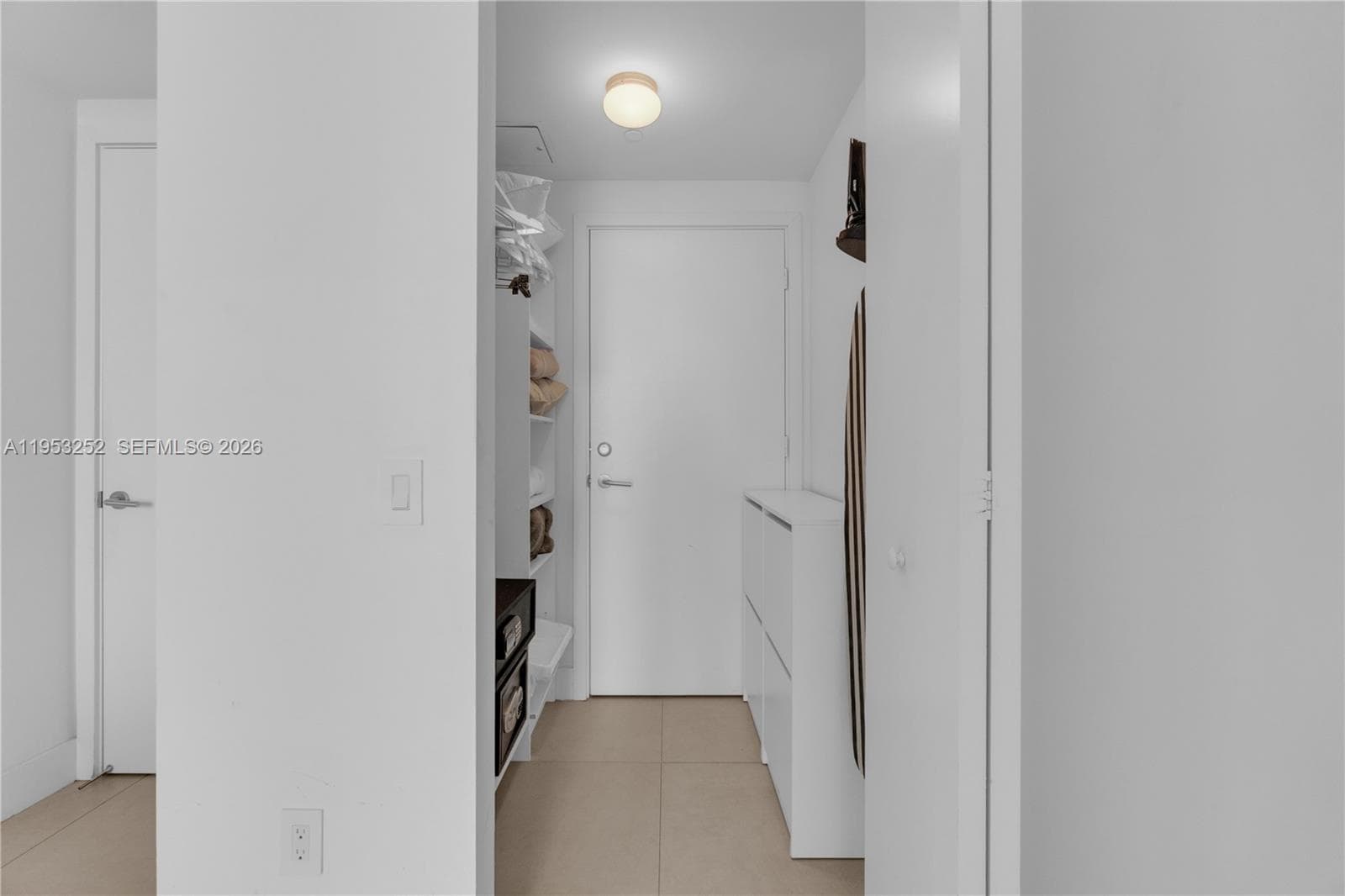 4111 Ocean Dr 1507 photo 19