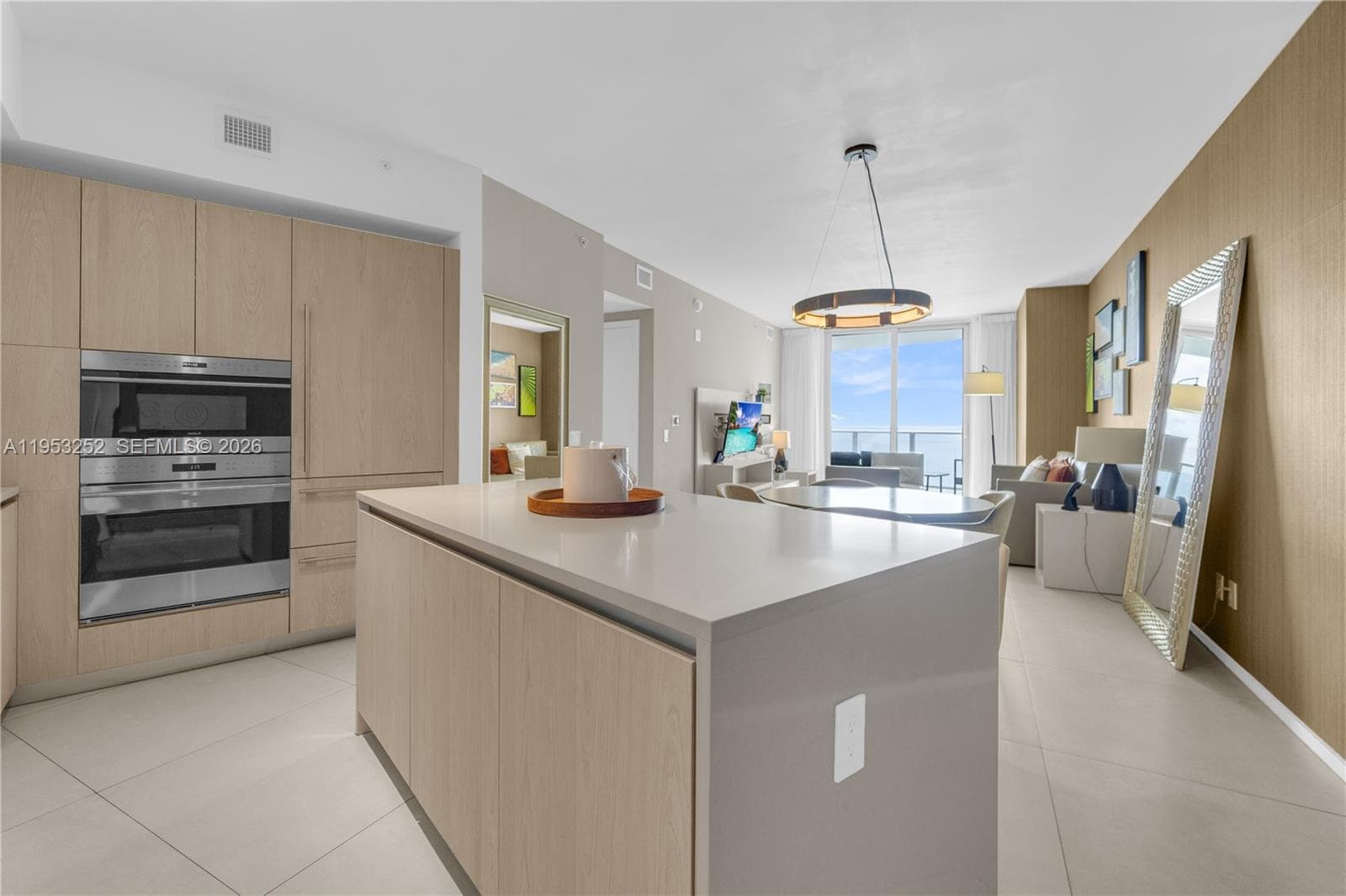 4111 Ocean Dr 1507 photo 8