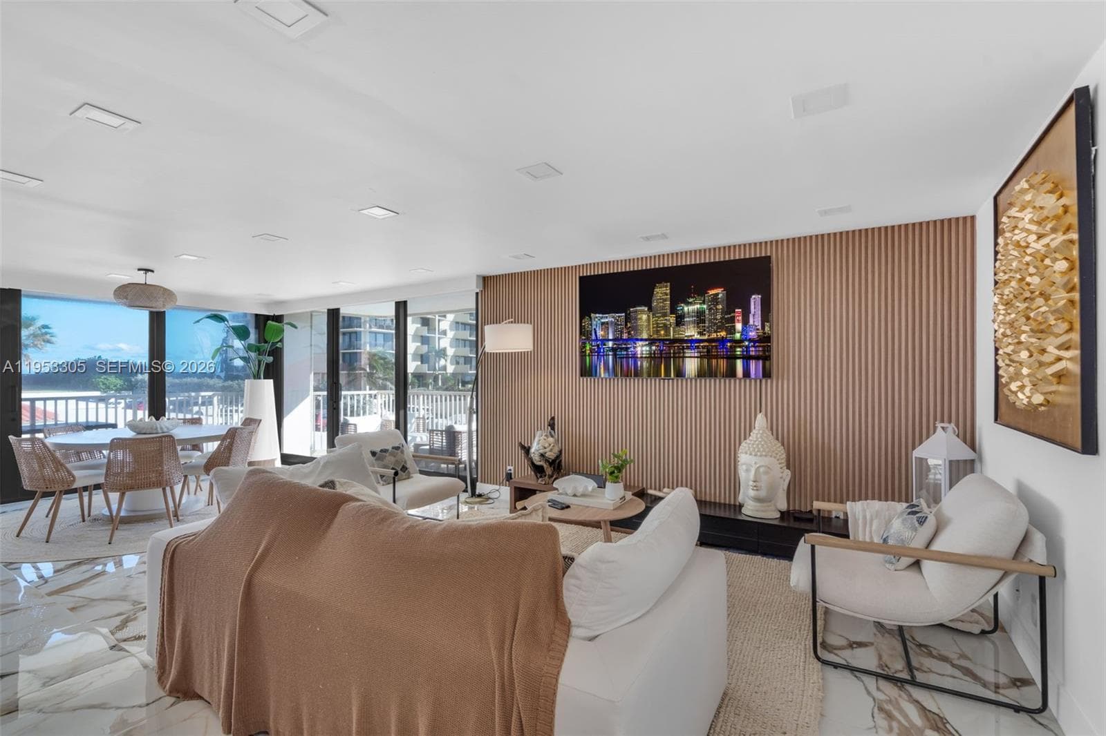 5480 Ocean Dr 2