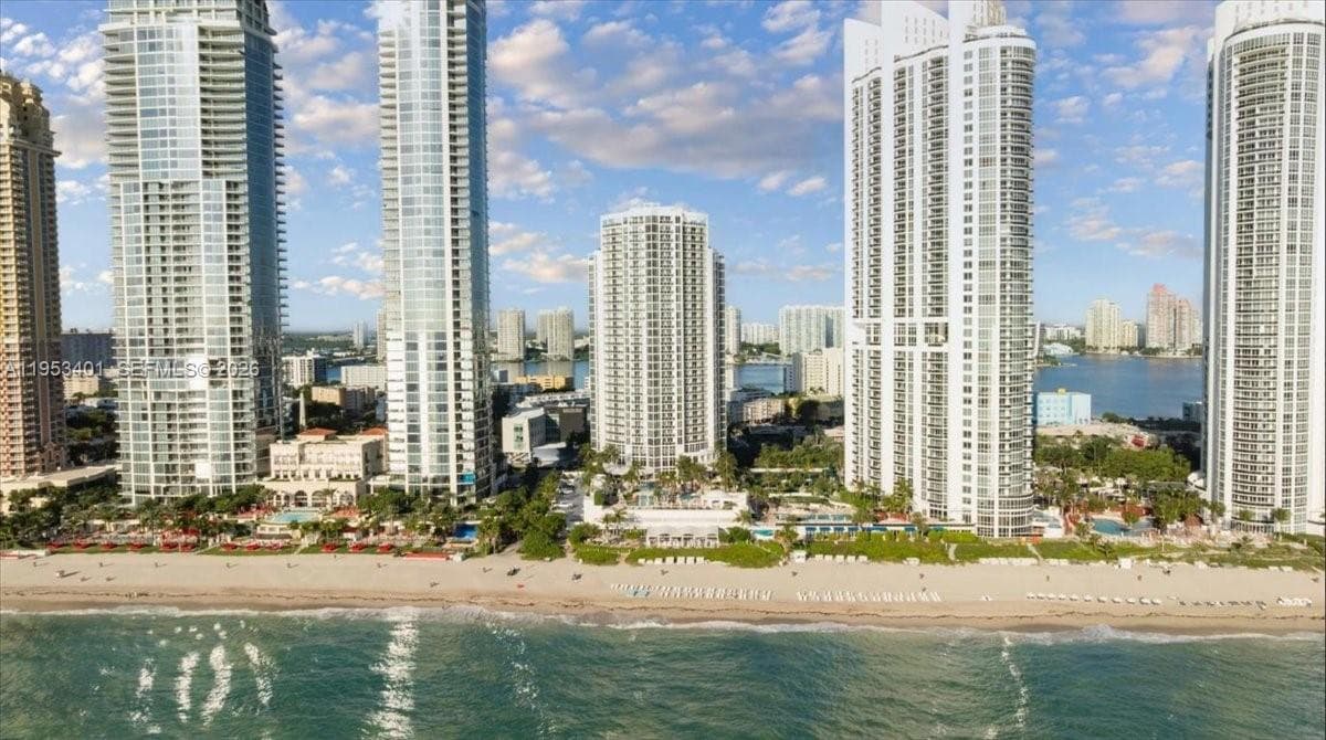 18001 Collins Ave 1111 photo 1
