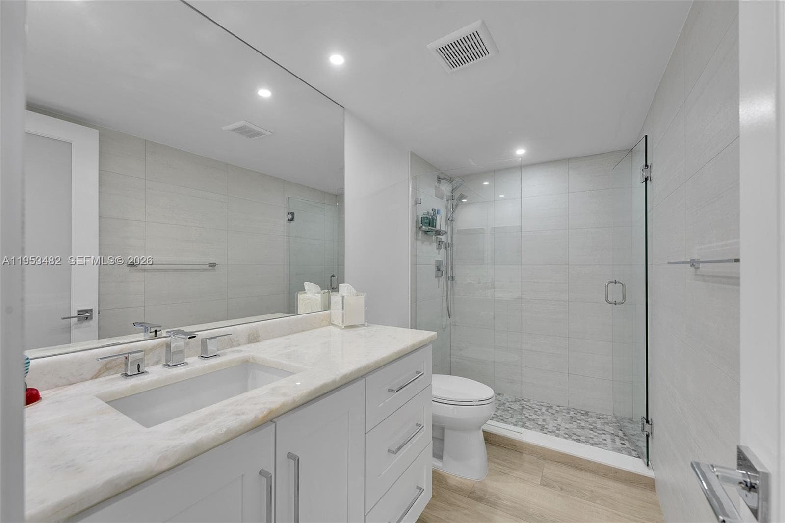936 Intracoastal Dr 7G photo 25