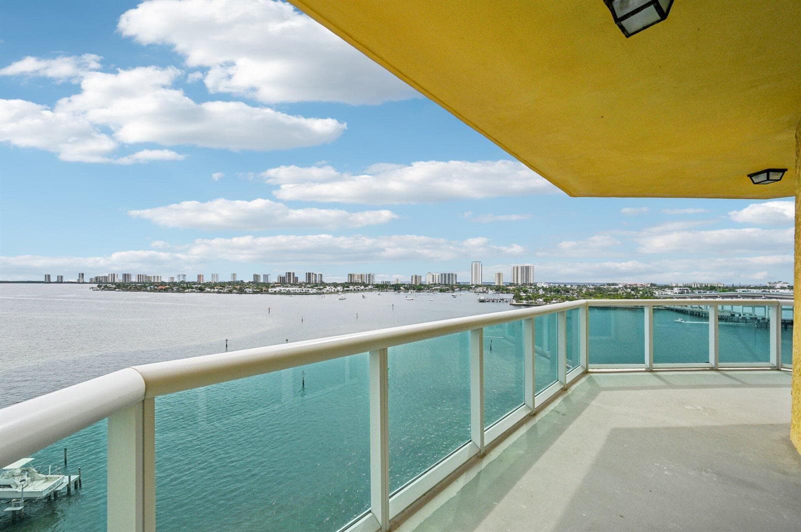 2650 Lake Shore Drive #1006 4
