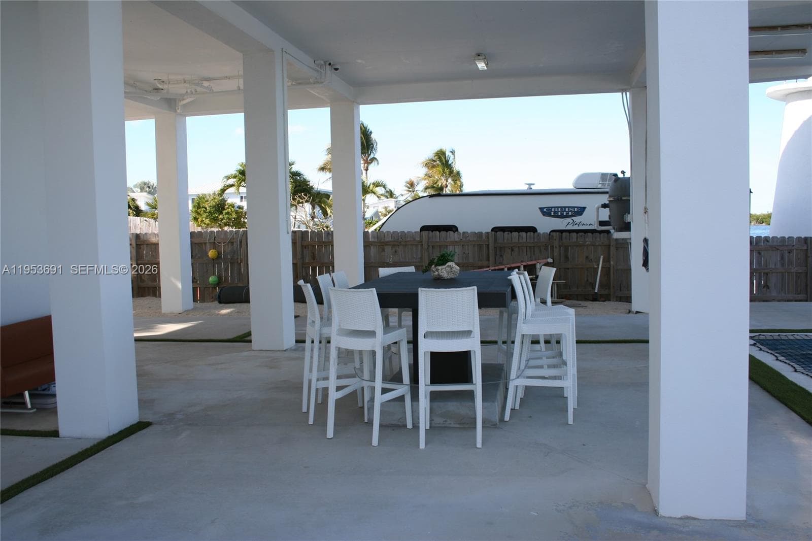 1553 Sunrise Dr 5