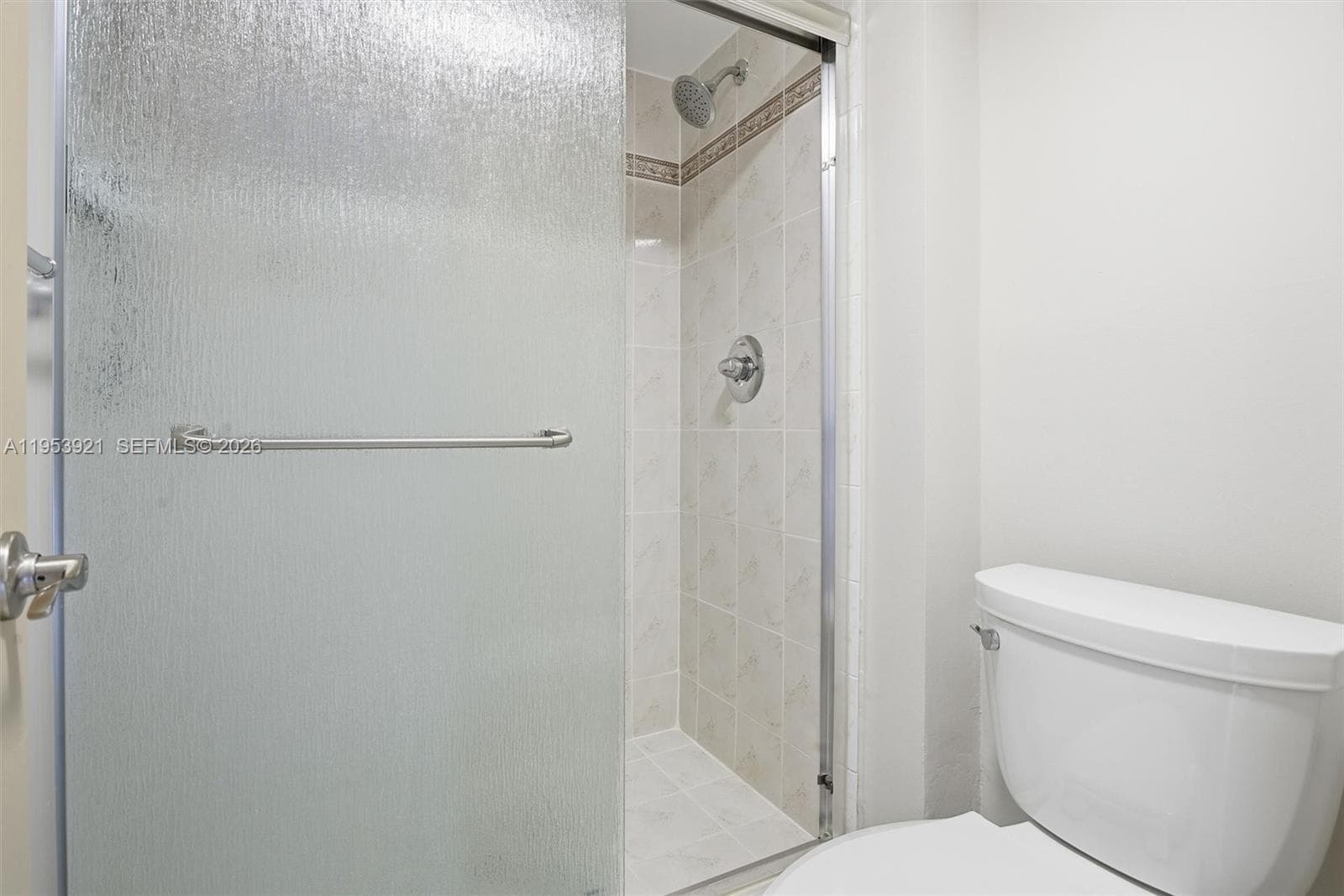 3731 N Country Club Dr 1421 photo 15