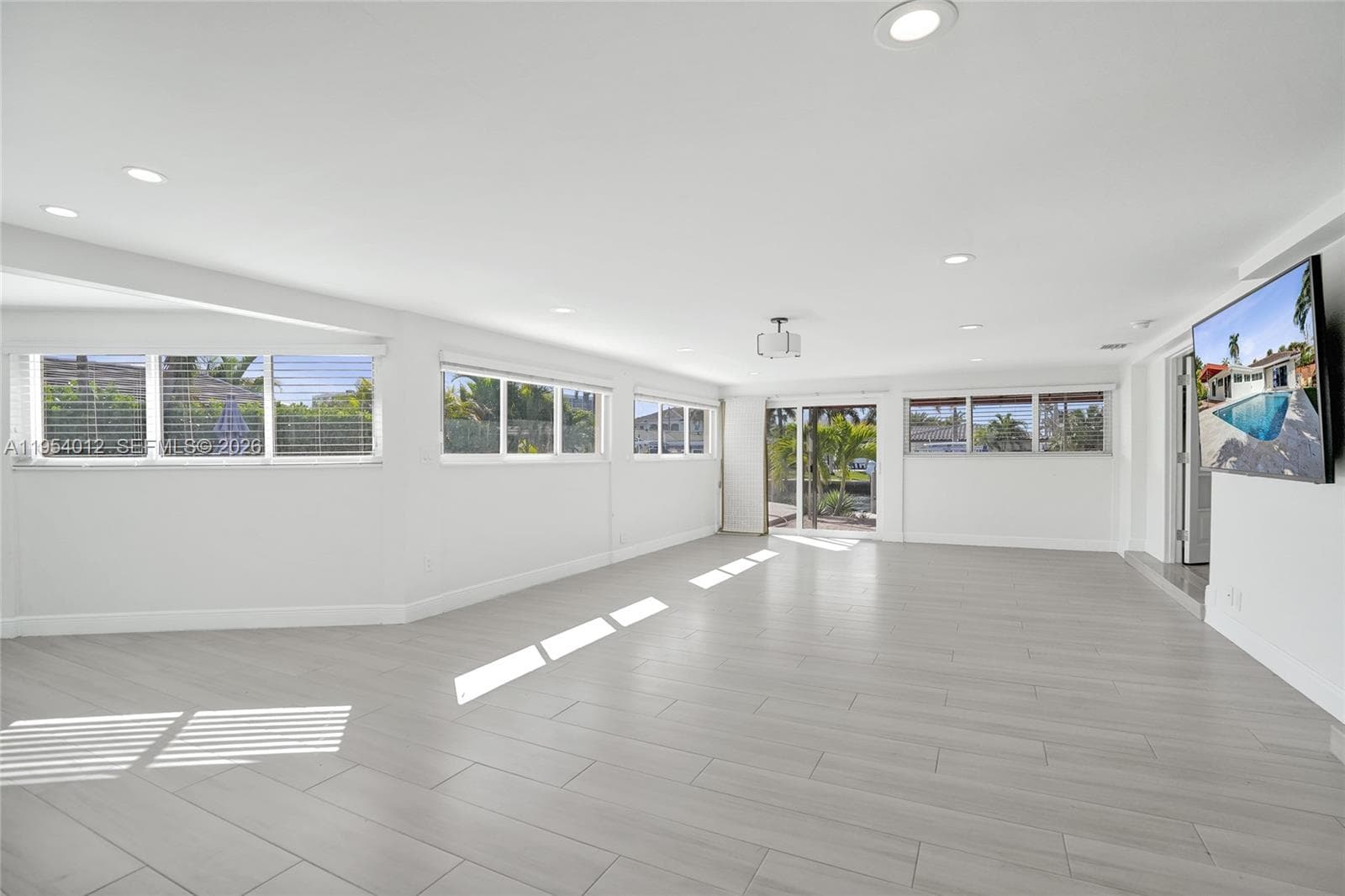 2724 10th St photo 13