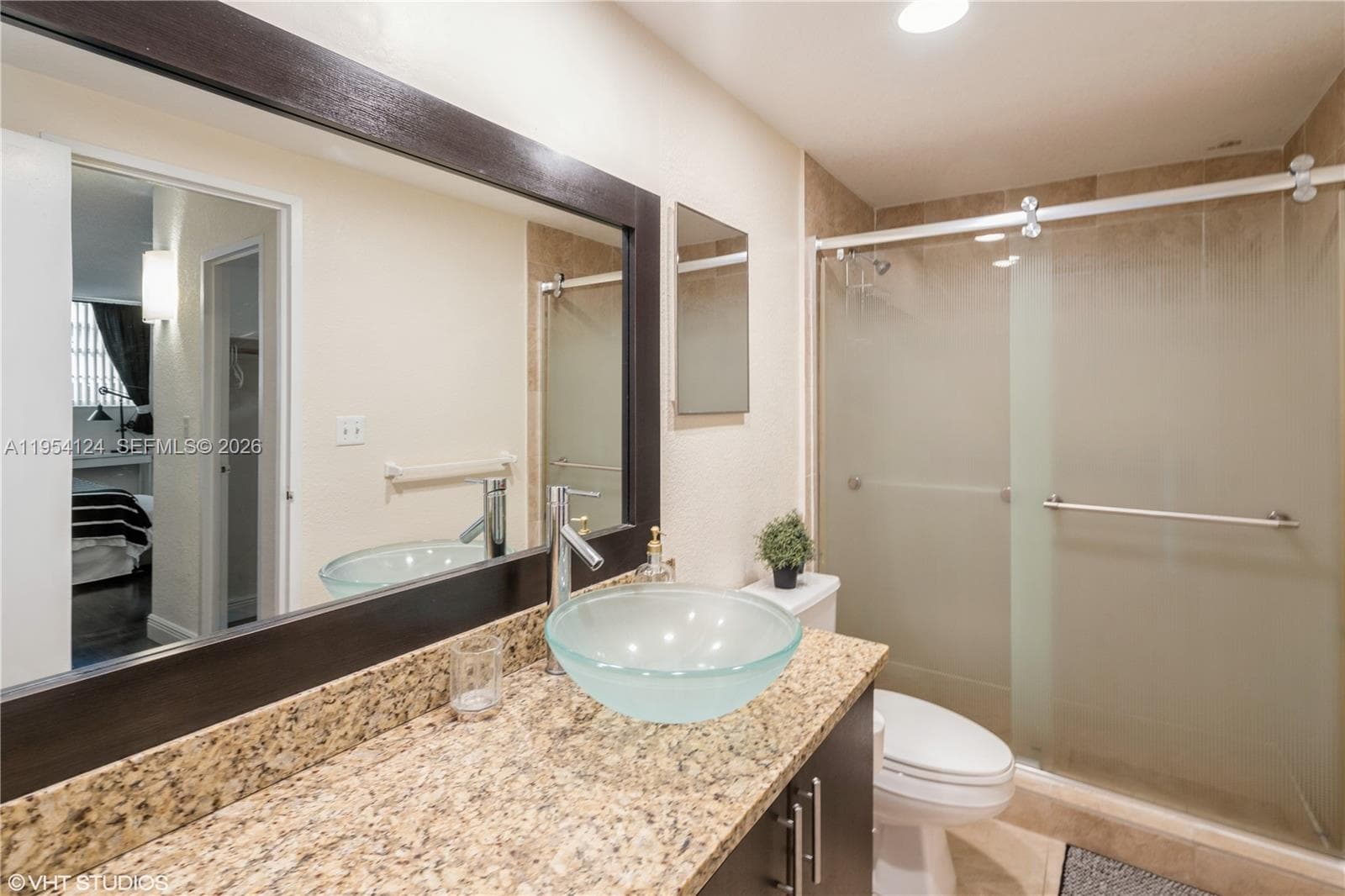 4001 Ocean Dr 4